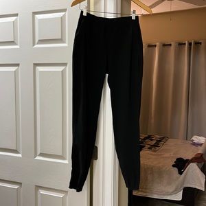 Lululemon Adapted State High Rise Jogger Size 2 in Black